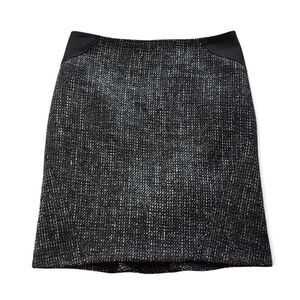 🆕Tahari Black Tweed Knee Length Skirt